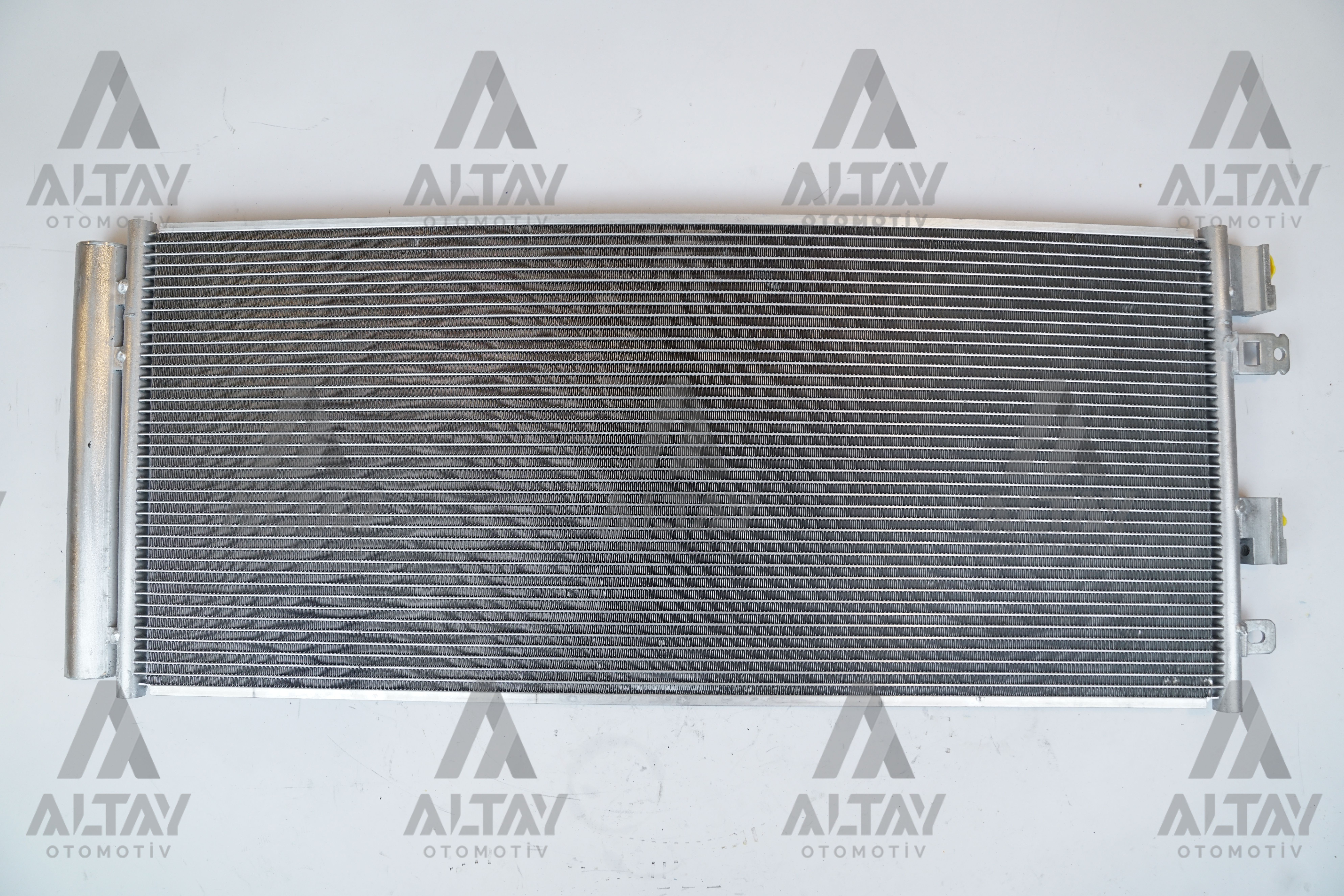 Opel Corsa Klima Radyatörü Radyatör E OEM 1850441